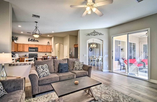 Arizona Skyline Community House | 4 Mi to Riparian Preserve: Mesa Abode w/Hot Tub