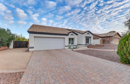 East Mesa House | 4 Mi to Salt River Mesa Home with Private Patio