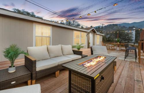 Three Rivers House | 4 Mil to Sequoia NTL Park Private River Access
