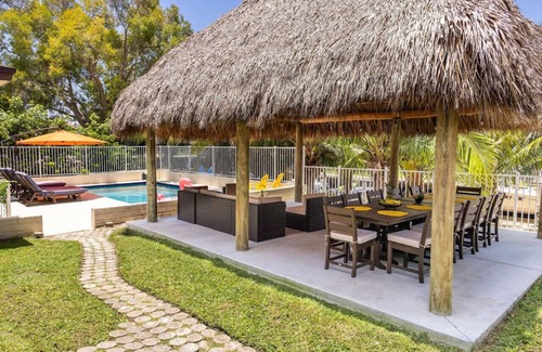 Deerfield Beach House | 4-min walk to the Beach/Pool,Tiki canal boat dock
