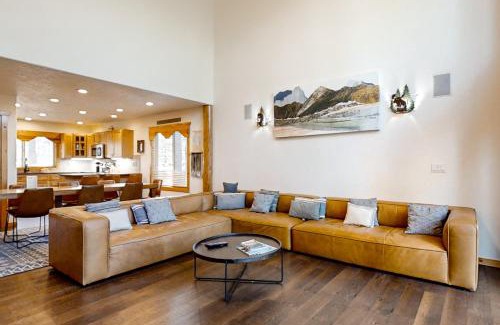 Sunriver House | 4 Mink Lane