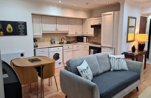 Old Town Apartment | 4 New Assembly Close Apartment - Edinburgh Royal Mile