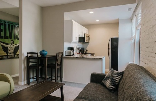 Chatham-Arch Apartment | 4 New Combined Apartments Near Lucas Oil Stadiom