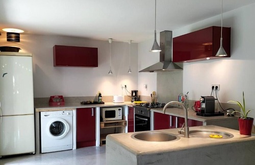 Saint-Etienne-de-Fontbellon House | 4-person detached house in peaceful countryside, 5 minutes from Aubenas