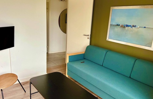 Odense Condo | 4 pers priv entr 3BR TV kitchnette bath-city/nature