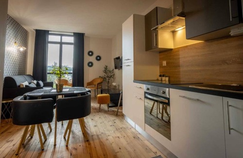 Chatel-Guyon Apartment | 4-person air-conditioned apartment 1 bedroom + sofa bed Puy de Louchadière 104