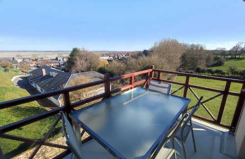 Saint-Valery-sur-Somme Apartment | 4-person apartment with bay view