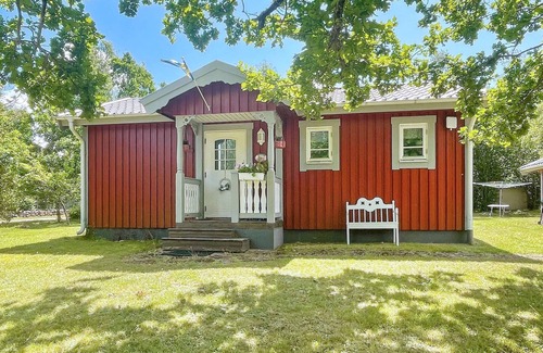 Farjestaden House | 4 person holiday home in FÄRJESTADEN