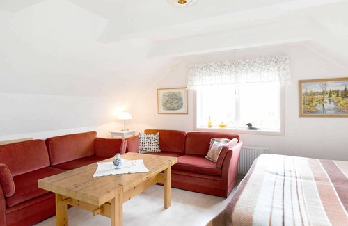 Havstenssund Apartment | 4 person holiday home in HAVSTENSSUND