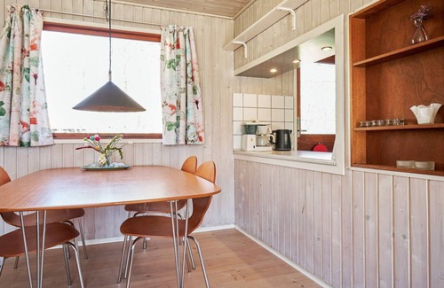 Oster Somarken House | 4 person holiday home in Aakirkeby-By Traum
