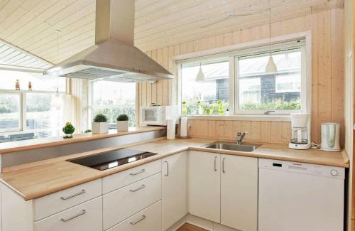 Dageløkke House | 4 person holiday home in Tranek r