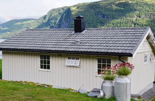 Stryn House | 4 person holiday home in Utvik-By Traum