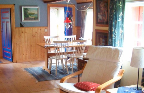 Blankered House | 4 person holiday home in KN RED