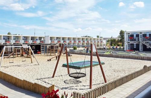 Bønnerup Strand Apartment | 4 person holiday home on holiday park in Glesborg