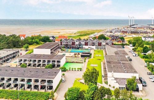 Bønnerup Strand Apartment | 4 person holiday home on holiday park in Glesborg