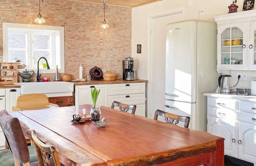 Storlinge House | 4 person holiday home in BORGHOLM