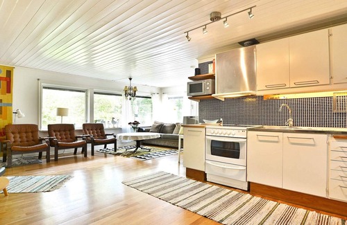 Svarvaremala House | 4 person holiday home in HALLABRO-By Traum