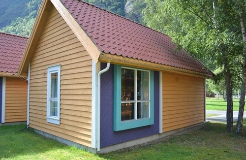 Laerdal House | 4 person holiday park home in Lærdal