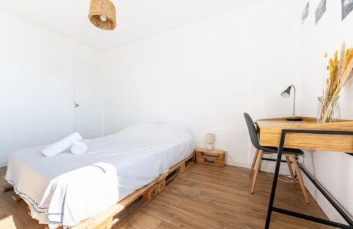 Secteur 3 Apartment | 4 personnes - 2 chambres -fibre - balcon - confort