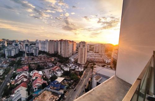 Petaling Jaya Apartment | 4 Rooms 7 Beds 4 Baths at KLSunwayPJ