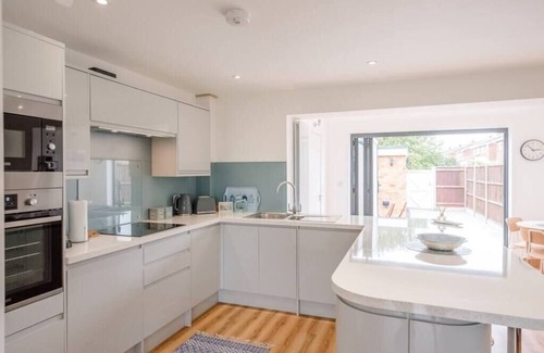 Pakefield House | 4 Sea View Walk, Pakefield