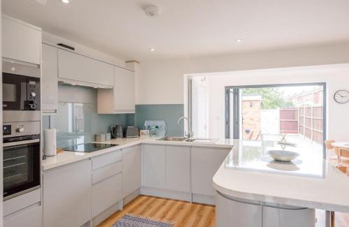 Pakefield House | 4 Sea View Walk, Pakefield