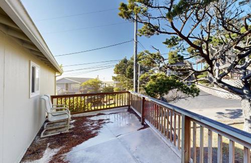 Gleneden Beach House | 4 Sisters Beach Getaway