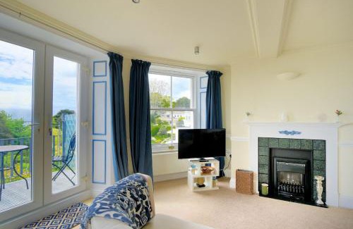 Lyme Regis Apartment | 4 St Michaels House