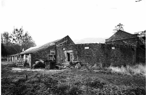 Perth Cottage | 4 star accommodation offering a rural retreat 2 miles from Perth. Pets Welcome