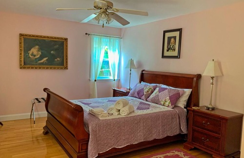 Murray Harbour Bed & Breakfast | 4 Star Forest & Lake PEI B&B: Romance Room, Prince Edward Island