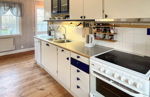 Farjestaden House | 4 star holiday home in Farjestaden