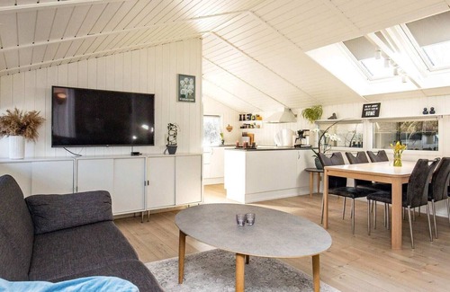 Sjaelborg House | 4 star holiday home in Esbjerg V