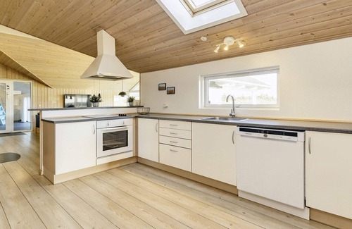 Nr. Lyngby House | 4 star holiday home in Løkken-By Traum
