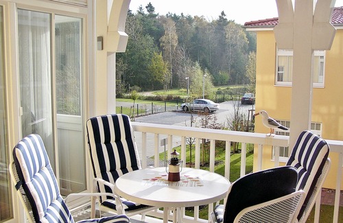 Ostseebad Kuhlungsborn Apartment | 4*Stars-luxury-Apartment with swimming pool & spa directly at the beach