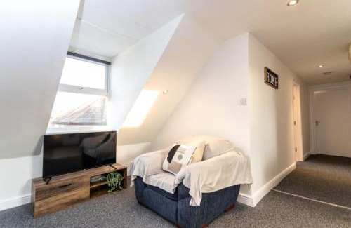 Easton Apartment | 4 Sunnyside Contractors Long Stay by ShortStayUK
