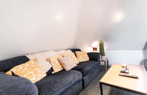 Easton Apartment | 4 Sunnyside Contractors Long Stay by ShortStayUK