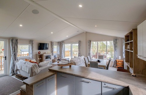 Carnforth Cabin | 4 The Lodge is an extremely spacious lodge that can comfortably accommodate up to six people.
