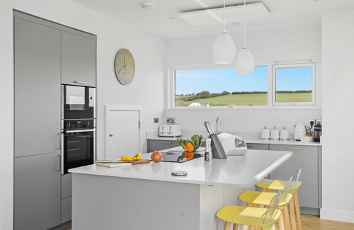 North Buckland Cottage | 4 The Vista, Willingcott Nr Woolacombe - Outdoor shower/On-site pool/EV charger/Ecohome