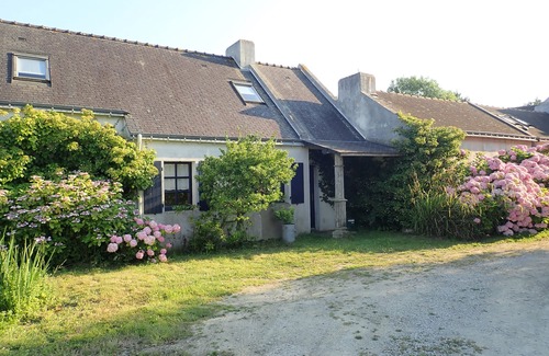 Bangor Villa | 4* villa with beautiful garden - 2 to 10 people