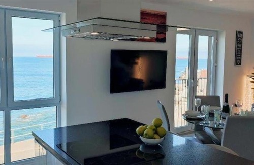 Banff Apartment | 4 Waters Edge, Banff, Wonderful Sea Views