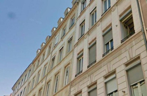 Jules Ferry - Recamier Apartment | 40 m² Apartment ∙ 1 bedroom ∙ 2 guests