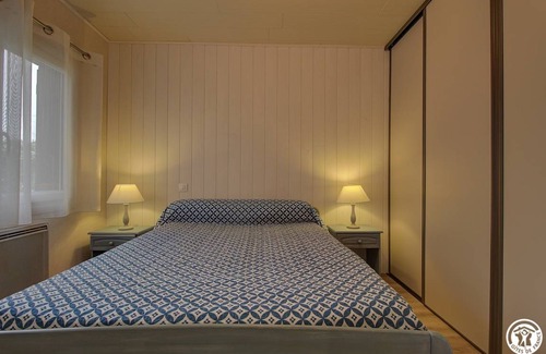 Saint-Maurice-de-Remens House | 40 m² Gîte ∙ 1 bedroom ∙ 3 guests