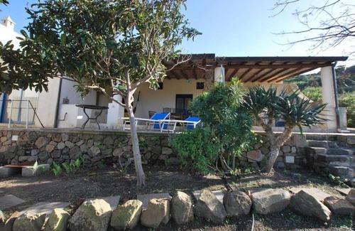 Lipari Historic Centre Apartment | 40 m² Apartment ∙ 1 bedroom ∙ 4 guests