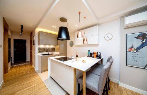 Srodmiescie Apartment | 40 m² Apartment ∙ 1 bedroom ∙ 4 guests