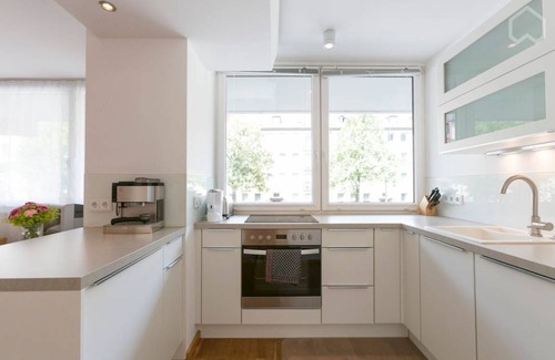 Munchner Freiheit Apartment | 40 m² Apartment ∙ 2 guests