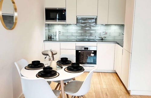 Canning Town Apartment | 40 m² Apartment ∙ 1 bedroom ∙ 2 guests