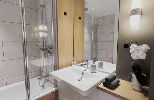 Canning Town Apartment | 40 m² Apartment ∙ 1 bedroom ∙ 2 guests
