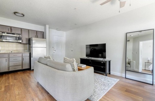 Gateway Apartment | 40 m² Apartment ∙ 1 bedroom ∙ 2 guests