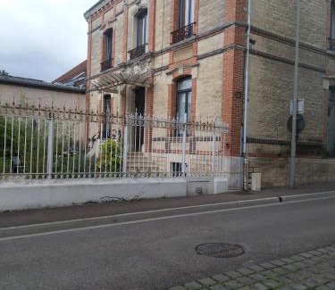 Sainte-Savine Apartment | 40 m2 apartment with garden
