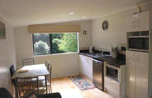 Coromandel Bed & Breakfast | 40 m² Bed and breakfast ∙ 2 bedrooms ∙ 5 guests